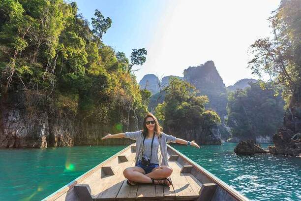 南浦大桥图片：上海地标之一的美丽风景线。